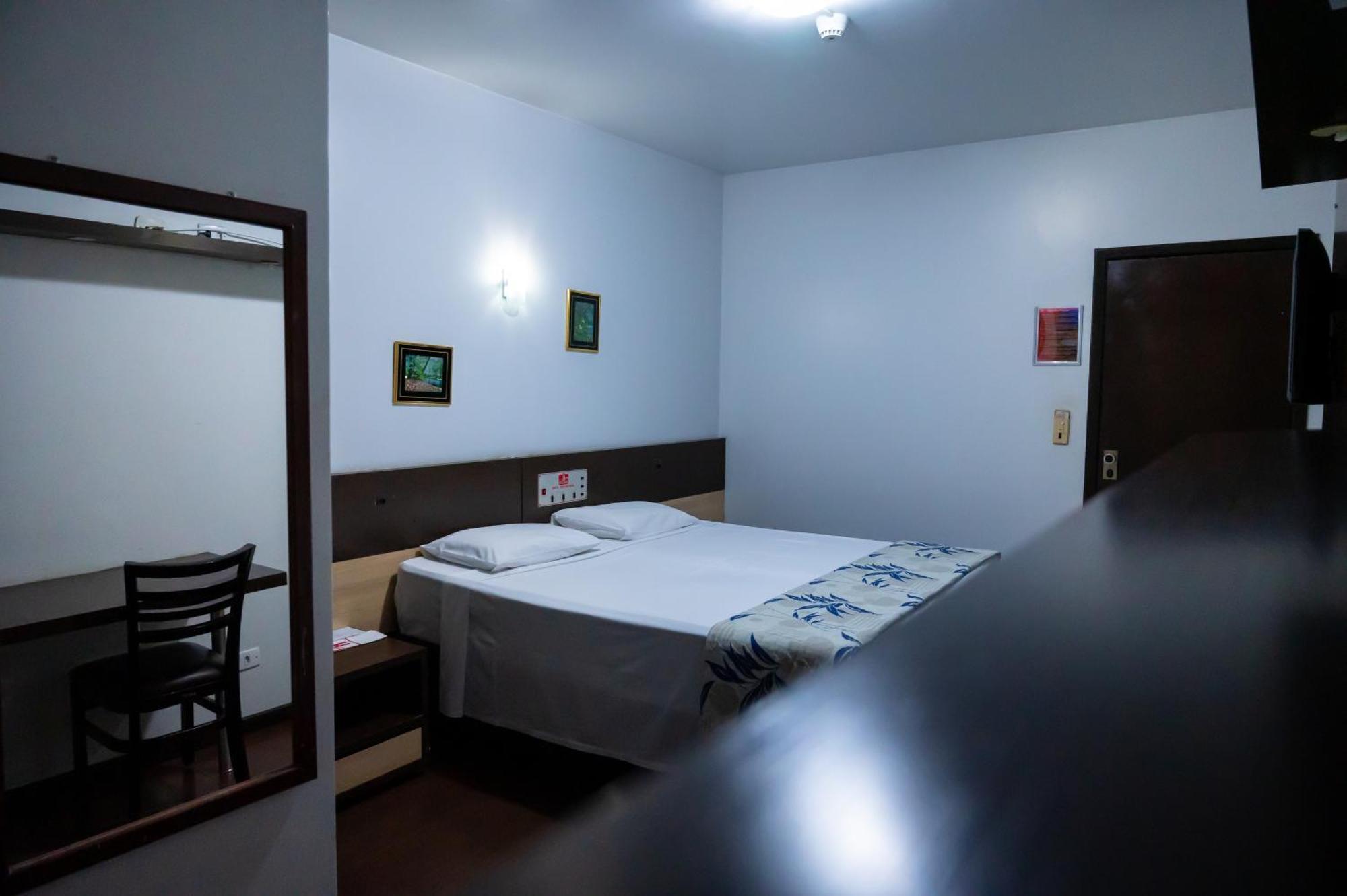 Hotel 365 กูยาบา ภายนอก รูปภาพ